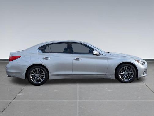 2017 INFINITI Q50 3.0t Signature Edition