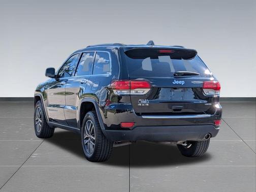 Diamond Black Crystal Pearlcoat 2020 Jeep Grand Cherokee Limited