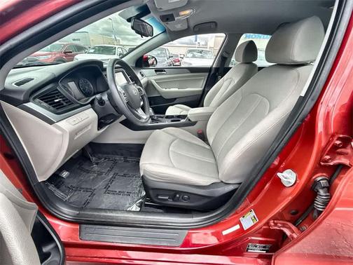 2019 Hyundai SONATA SEL