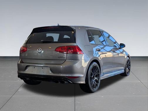 2015 Volkswagen Golf R 4-Door w/DCC & Navigation