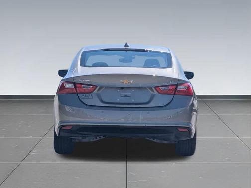 Mineral Gray Metallic 2024 Chevrolet Malibu FWD 1LT