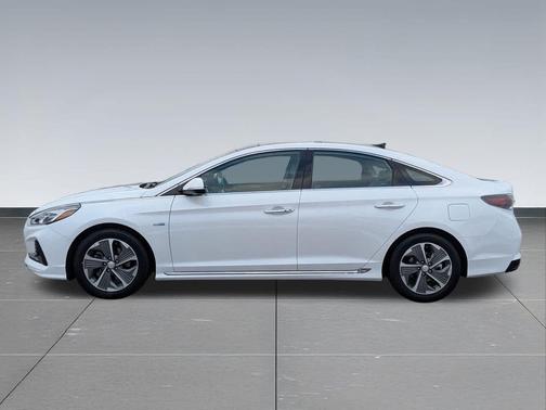 2019 Hyundai SONATA Hybrid Limited
