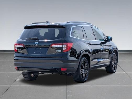 Crystal Black Pearl 2022 Honda Pilot AWD Special Edition