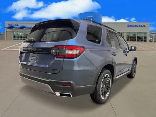 2026 Honda Pilot Touring 8-Passenger