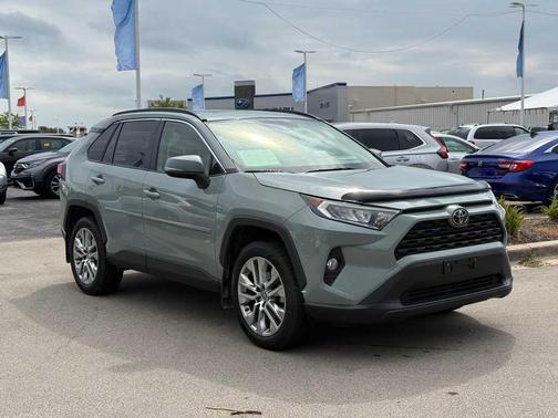 2019 Toyota RAV4 XLE Premium