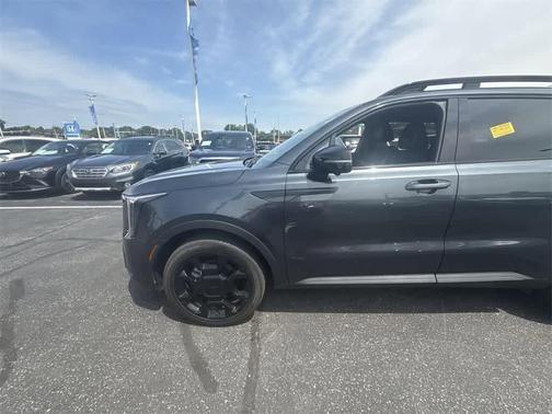 2025 Kia Sorento SX