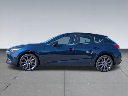 2018 Mazda Mazda3 Touring