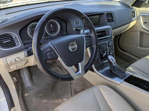 2013 Volvo S60 T5