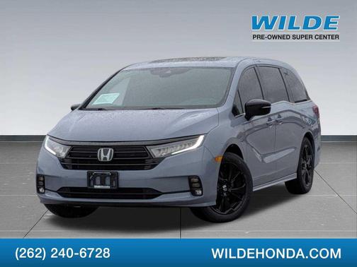 Sonic Gray Pearl 2024 Honda Odyssey Sport