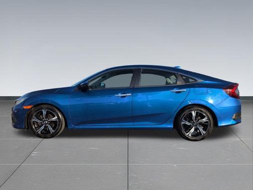 2017 Honda Civic Touring