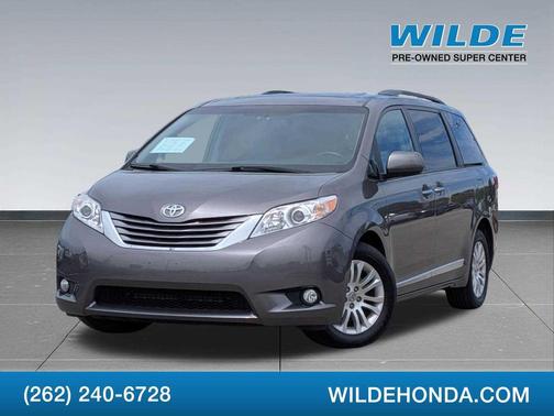 Predawn Gray Mica 2017 Toyota Sienna XLE