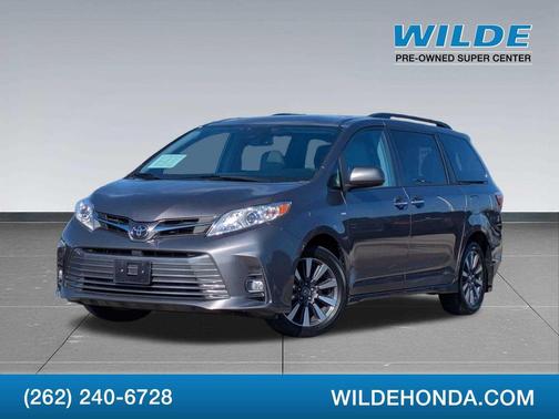 2019 Toyota Sienna XLE