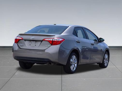 Brown Sugar Metallic 2016 Toyota Corolla ECO Premium