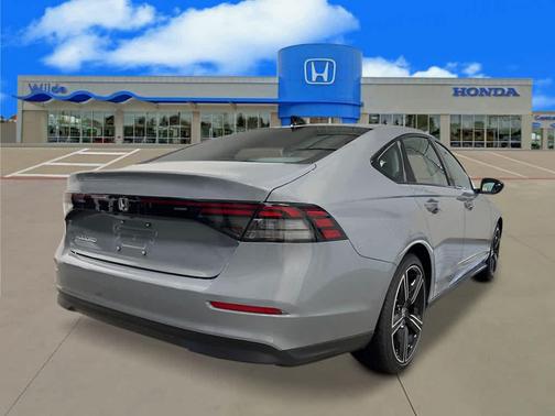 Urban Gray Pearl 2026 Honda Accord SE