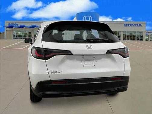 2025 Honda HR-V LX