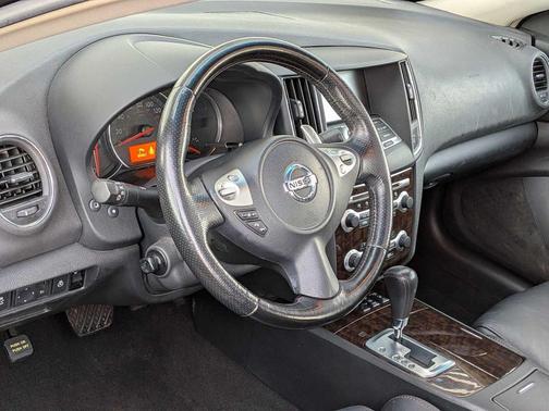 2011 Nissan Maxima SV