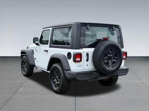 2022 Jeep Wrangler Sport