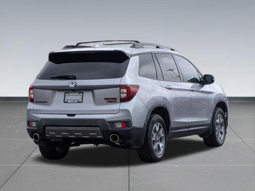 Lunar Silver Metallic 2022 Honda Passport AWD TrailSport