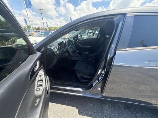 2014 Mazda Mazda3 i Sport