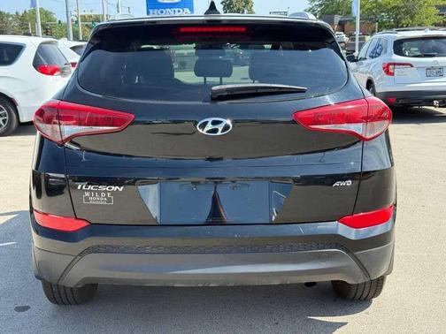2018 Hyundai TUCSON SEL