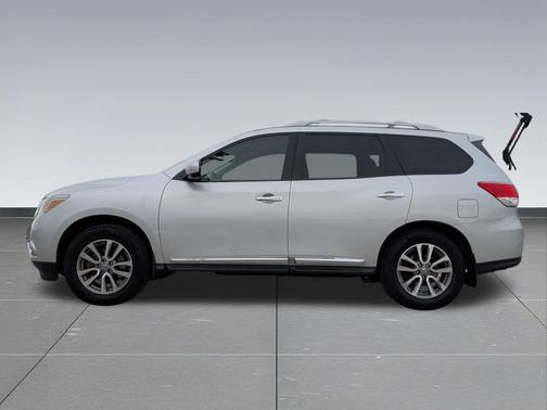 2015 Nissan Pathfinder SL