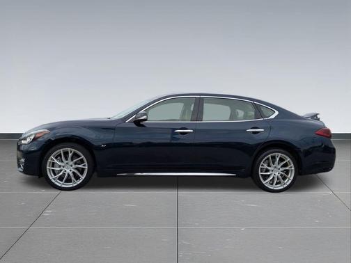 2016 INFINITI Q70L 3.7X
