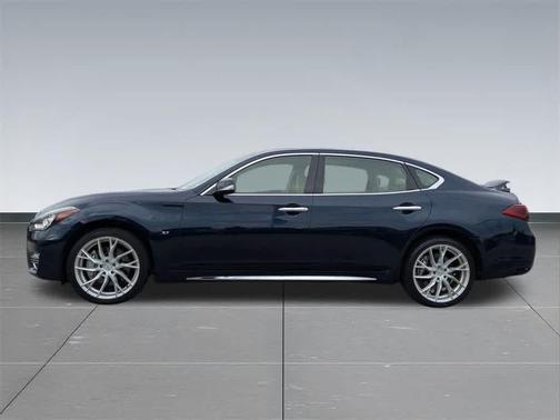 2016 INFINITI Q70L 3.7X