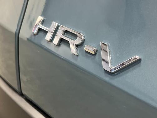 Nordic Forest Pearl 2026 Honda HR-V LX