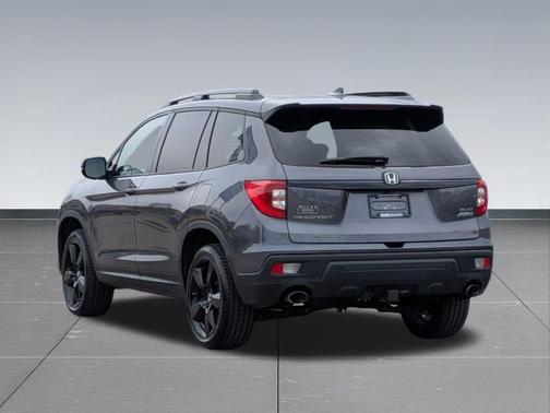 Modern Steel Metallic 2021 Honda Passport AWD Elite