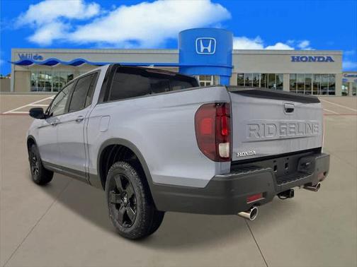 2025 Honda Ridgeline Black