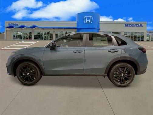 Nordic Forest Pearl 2027 Honda HR-V Sport AWD