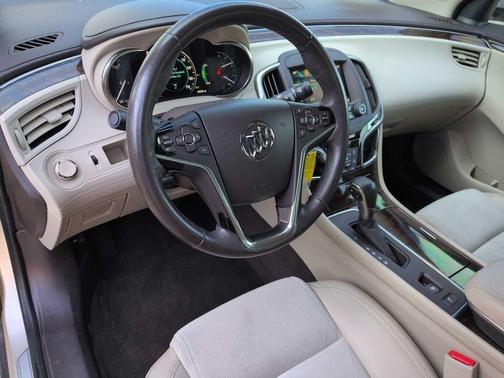 2015 Buick LaCrosse Base