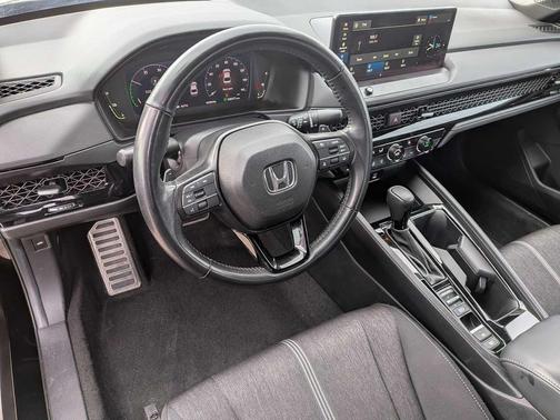 Crystal Black Pearl 2024 Honda Accord Hybrid Sport