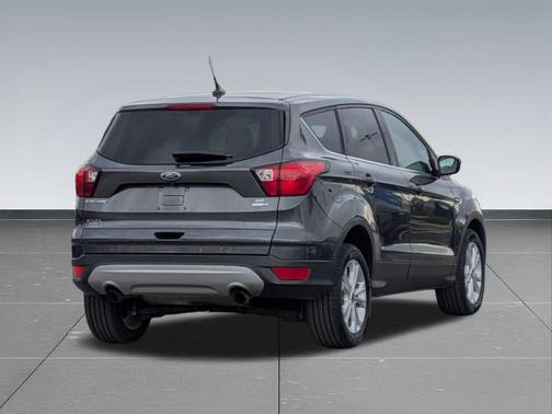 MAGNETIC METALLIC 2019 Ford Escape SE