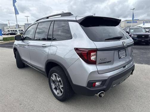 2023 Honda Passport AWD TrailSport