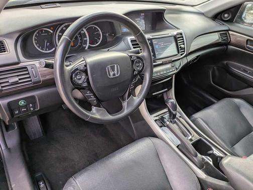 2017 Honda Accord Touring V6