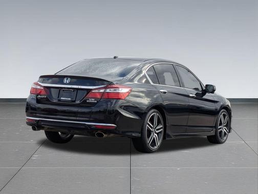 2017 Honda Accord Touring V6