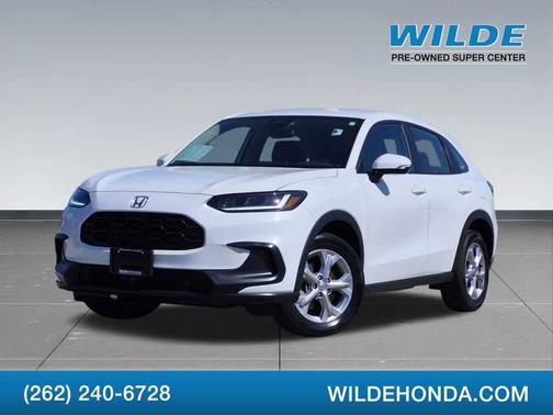 Platinum White Pearl 2023 Honda HR-V LX