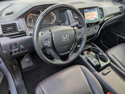 2022 Honda Ridgeline Black