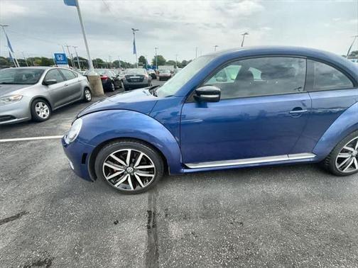 2012 Volkswagen Beetle Base