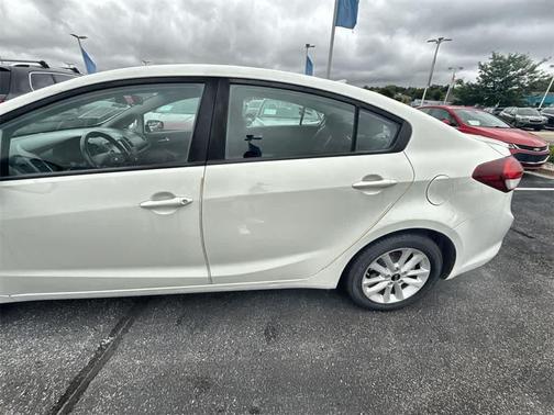 2017 Kia Forte S