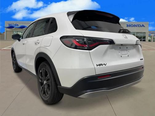 Platinum White Pearl 2027 Honda HR-V Sport