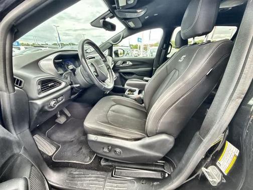 2018 Chrysler Pacifica Touring Plus