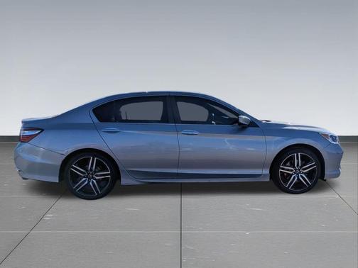 Lunar Silver Metallic 2017 Honda Accord Sport SE