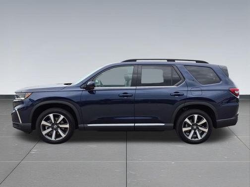Obsidian Blue Pearl 2025 Honda Pilot Touring 8-Passenger