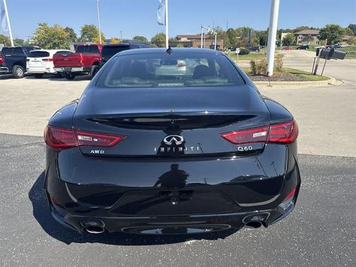 2018 INFINITI Q60 3.0T LUXE