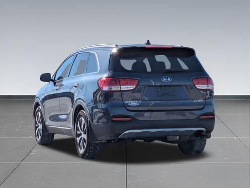 Platinum Graphite 2016 Kia Sorento EX