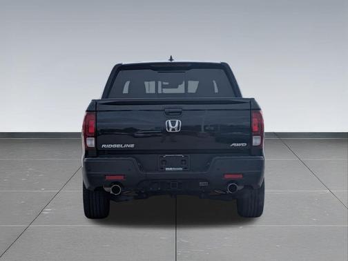 2023 Honda Ridgeline Black