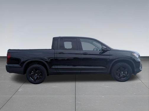 2023 Honda Ridgeline Black