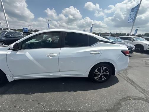 2022 Nissan Sentra SV